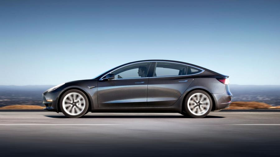  Tesla Model 3 2017 года  (US) (фото 5 из 49)
